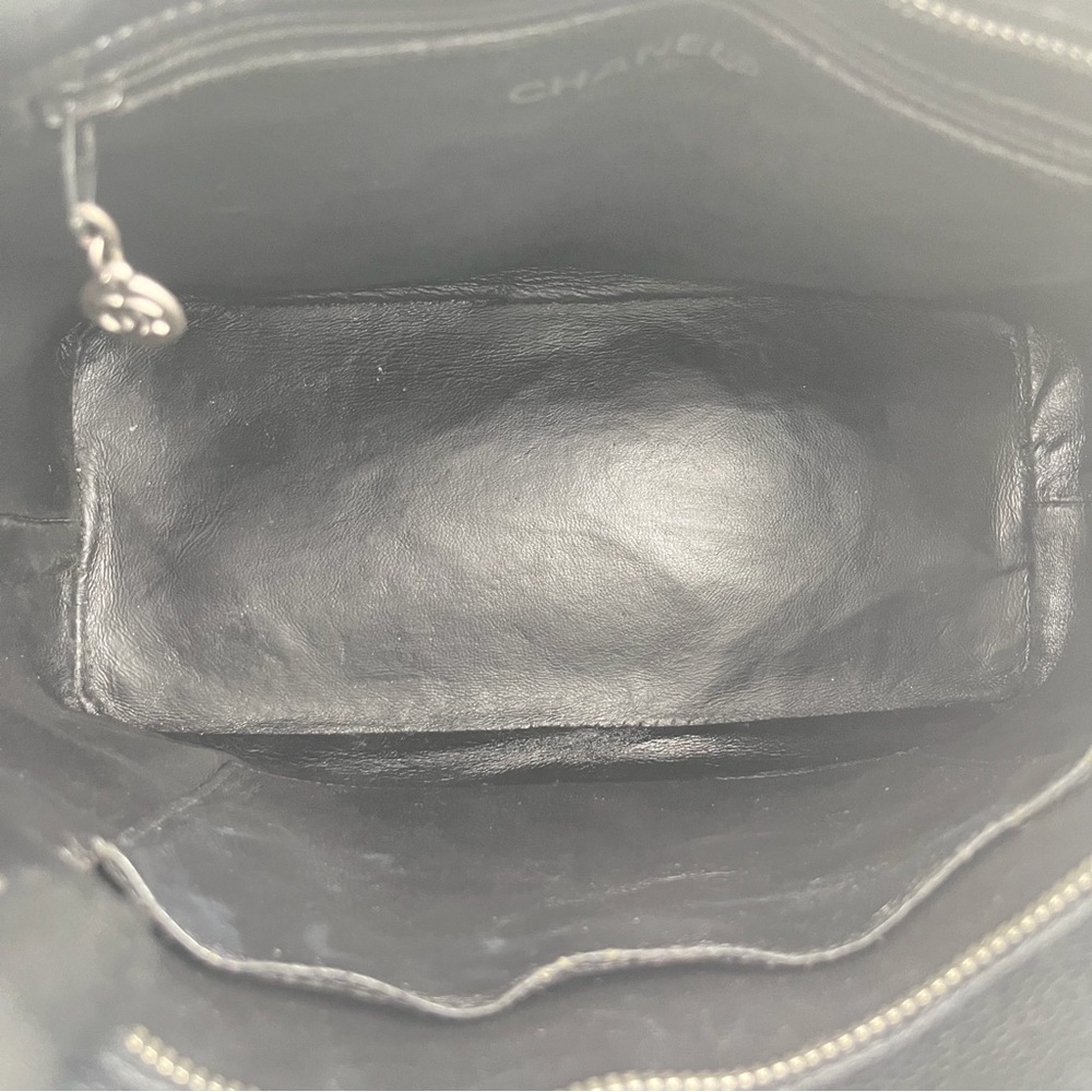 CHANEL Medallion Tote Bag Black Caviar Leather - Picture 11 of 13